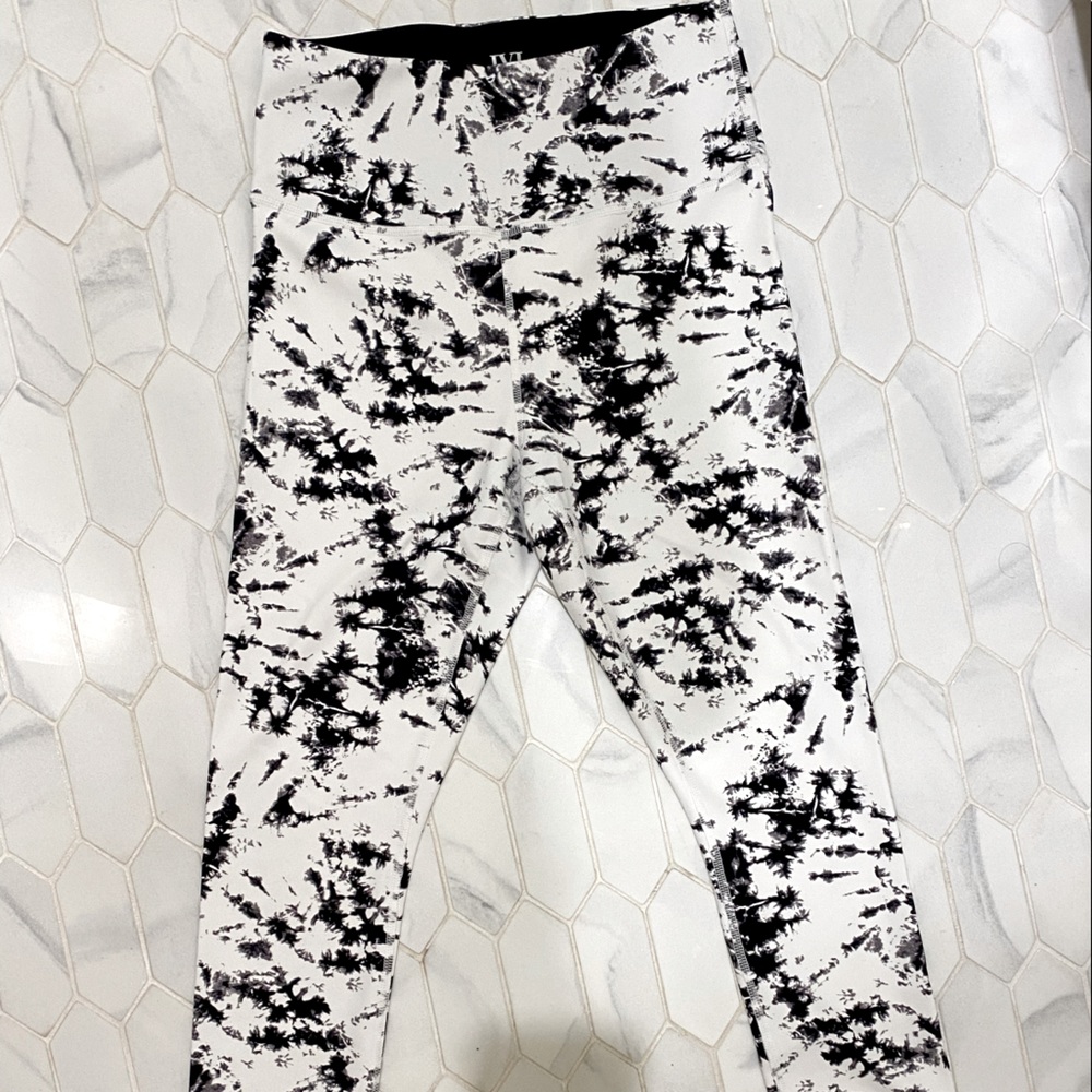 IVL Collective size 6 leggings